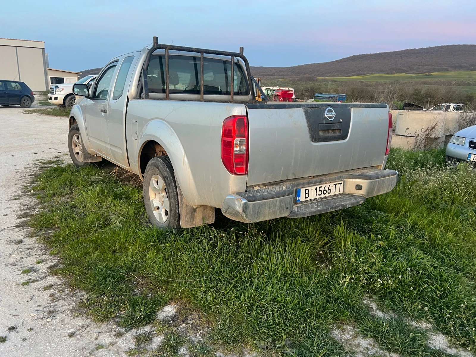 Nissan Navara 2.5  | Mobile.bg � ����������� 9