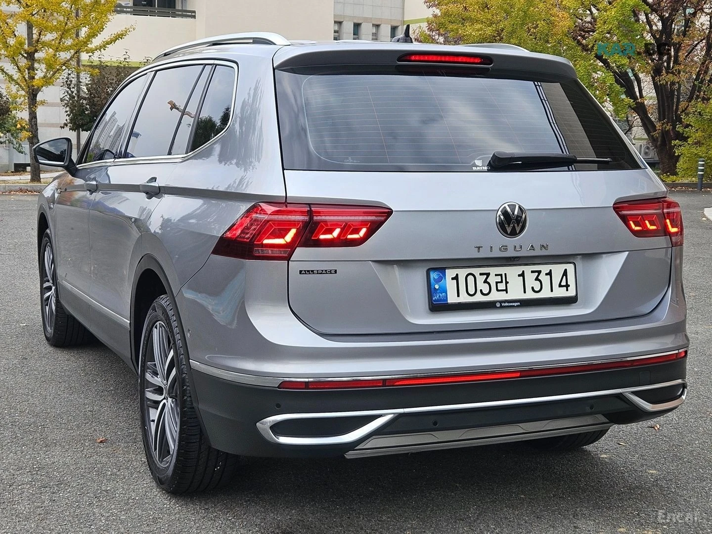 VW Tiguan ALLSPACE 2.0 TFSI/DIGITAL/PANO/KAMEPA, снимка 5 - Автомобили и джипове - 54895704