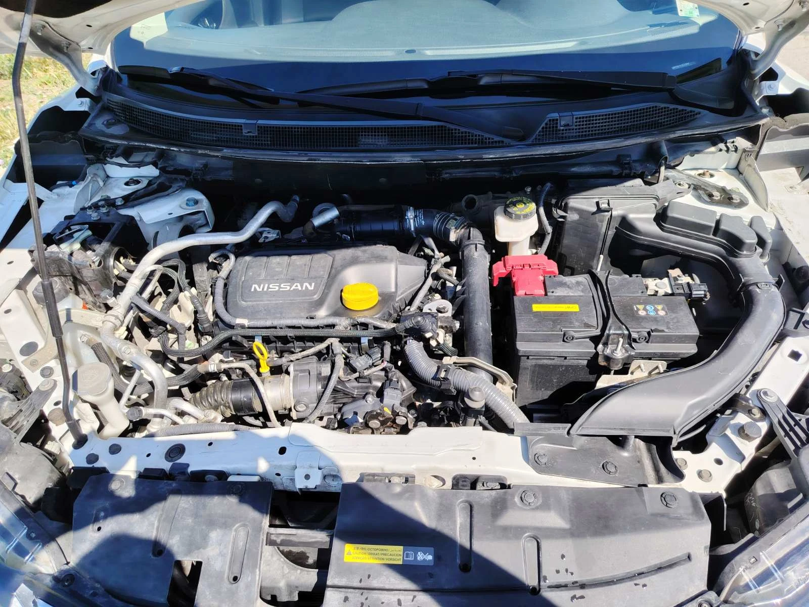 Nissan Qashqai, снимка 7 - Автомобили и джипове - 54999048
