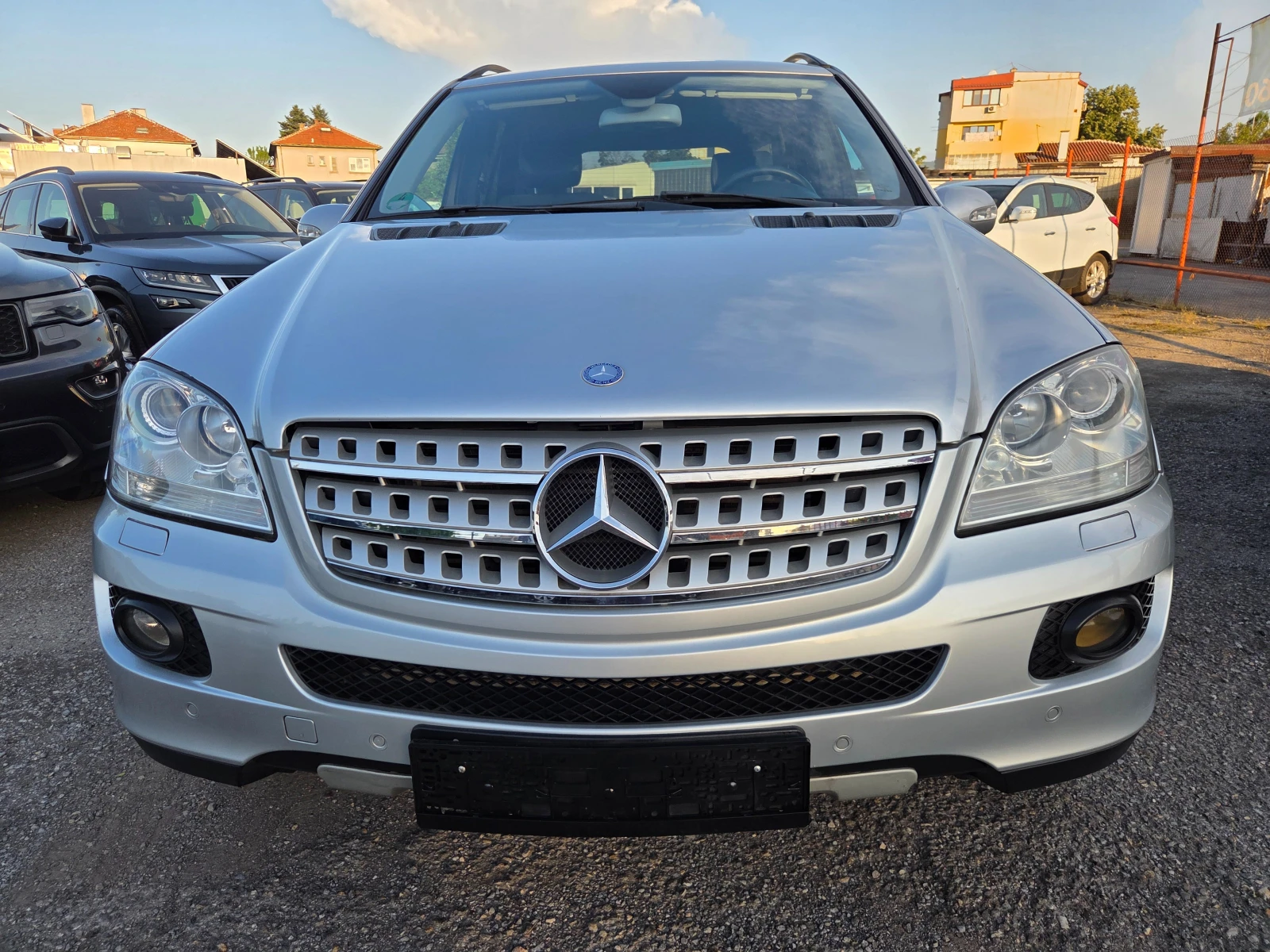 Mercedes-Benz ML 320 3.2 CDI, снимка 2 - Автомобили и джипове - 55036294