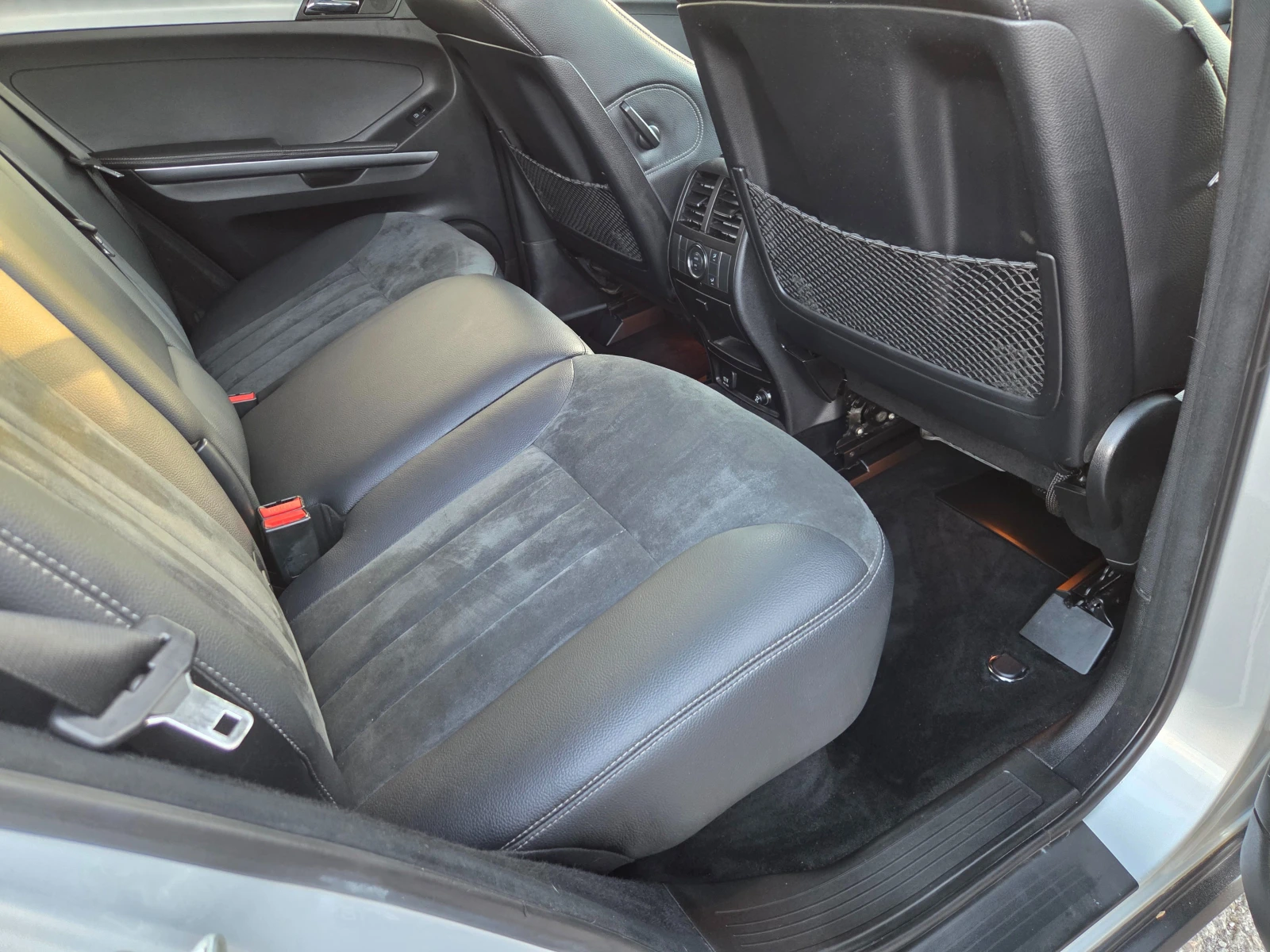 Mercedes-Benz ML 320 3.2 CDI, снимка 7 - Автомобили и джипове - 55036294