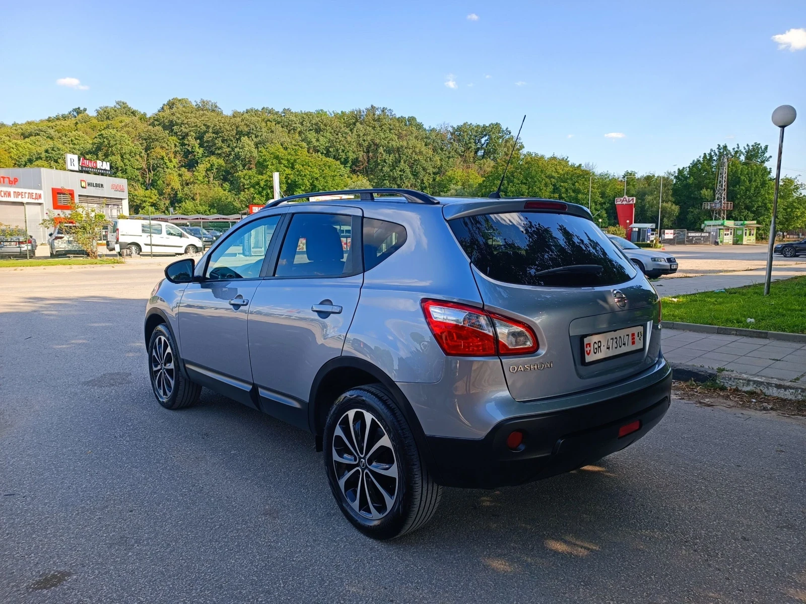 Nissan Qashqai 2.0i-141кс-ШВЕЙЦАРИЯ-РЪЧКА-4Х4-6ск-FACELIFT, снимка 5 - Автомобили и джипове - 55239010