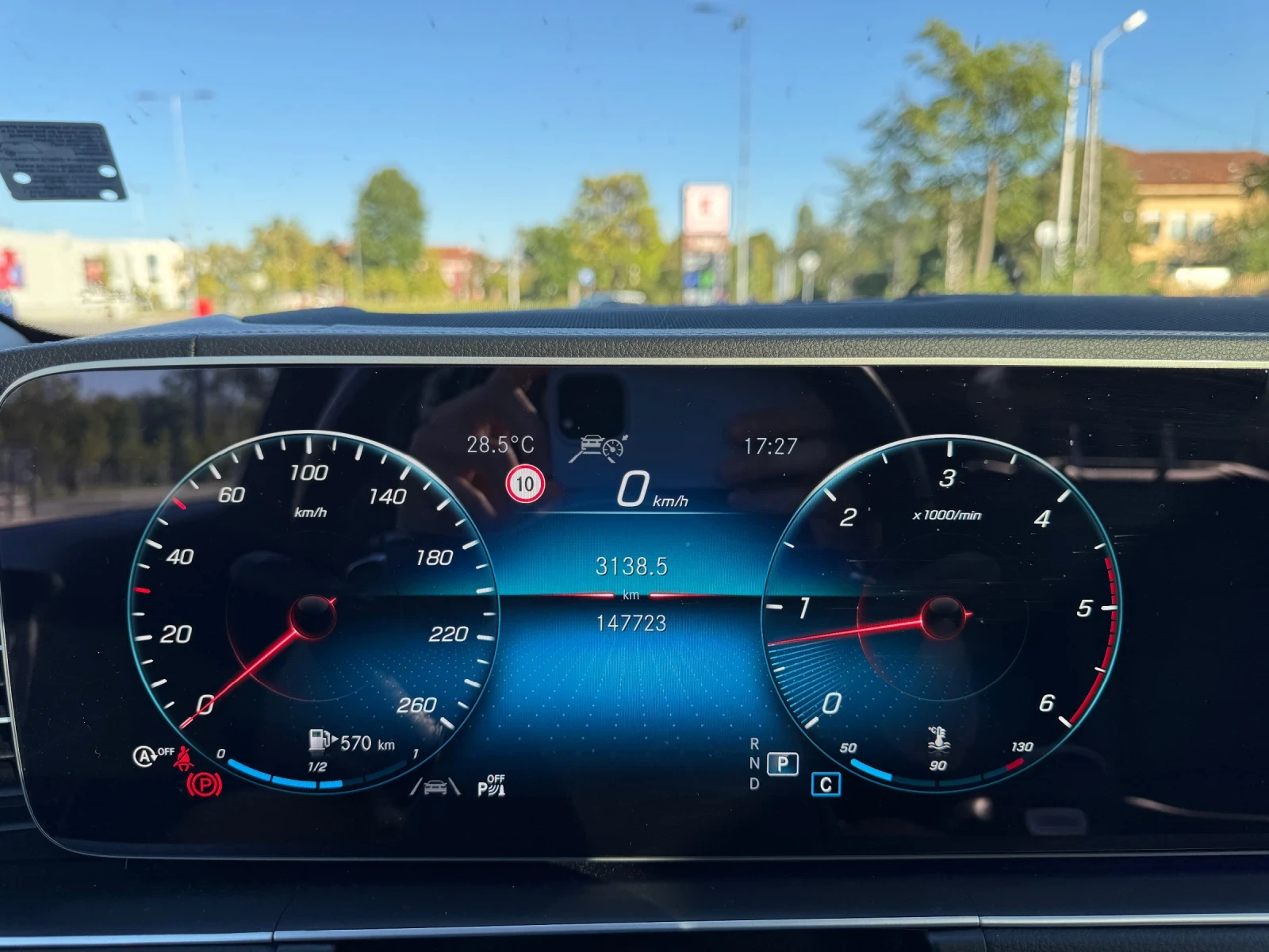Mercedes-Benz GLS 400 AMG | Multibeam | 7 места | Burmester| Вакум | HUD, снимка 16 - Автомобили и джипове - 55980874