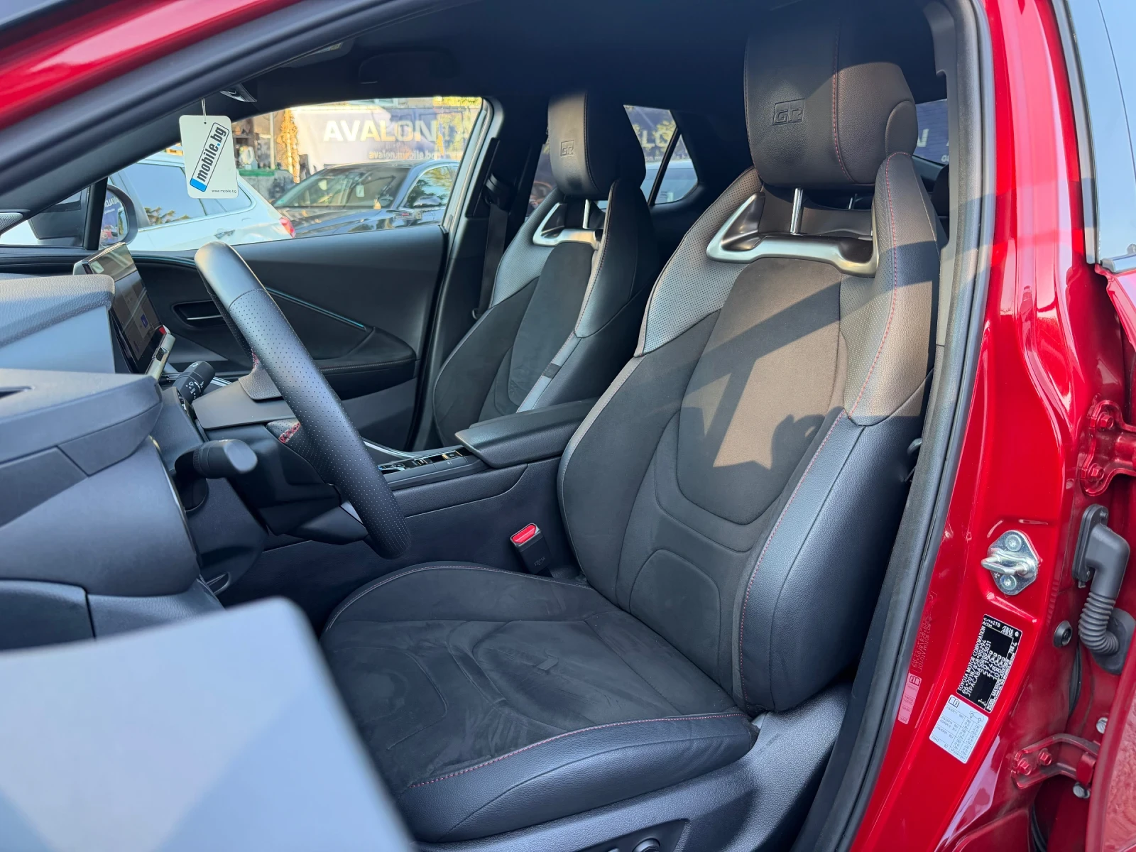 Toyota C-HR  2.0 HEV GR SPORT AWD Гаранция, снимка 8 - Автомобили и джипове - 56202284