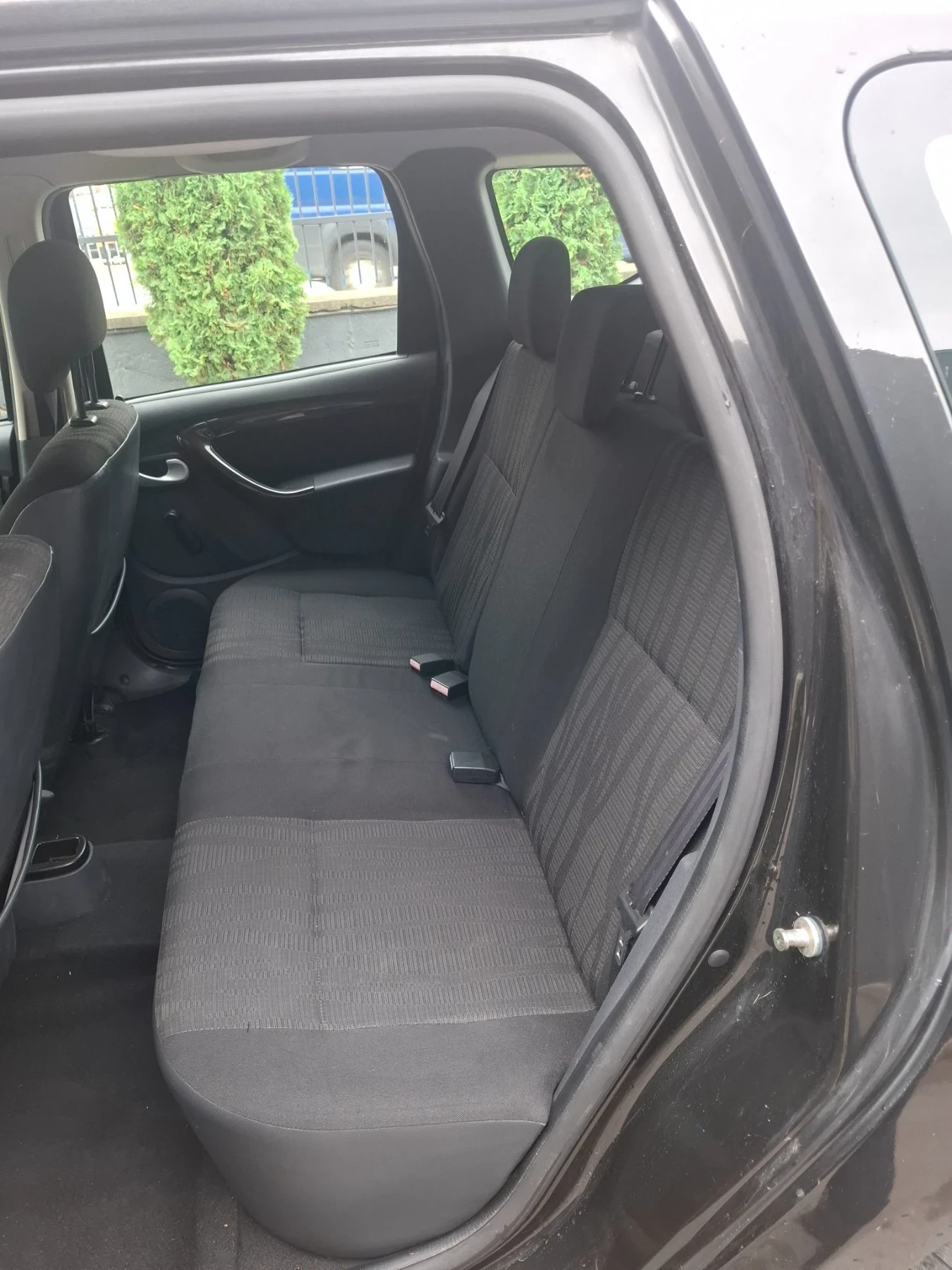 Dacia Duster 1.5DCI 110к.с 4X4 ЕВРО5 153000км., снимка 12 - Автомобили и джипове - 56233954