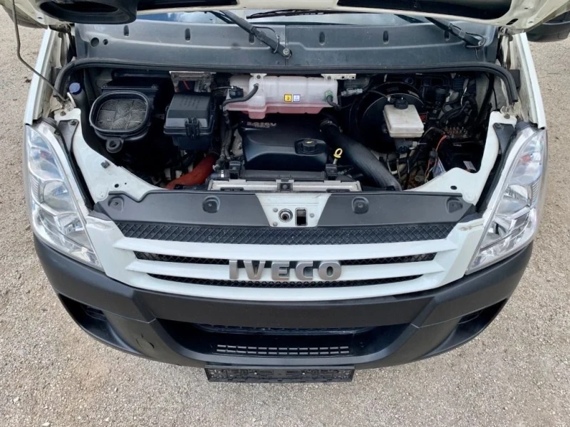 Iveco Daily 40c18-3.0-4.50м. Дължина-6бр. НОВИ ГУМИ-до 3.5тона, снимка 15 - Бусове и автобуси - 53506927