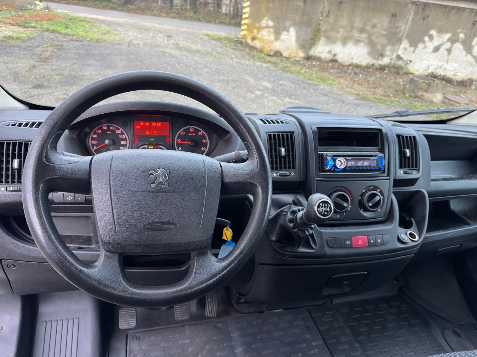 Peugeot Boxer  - изображение 8