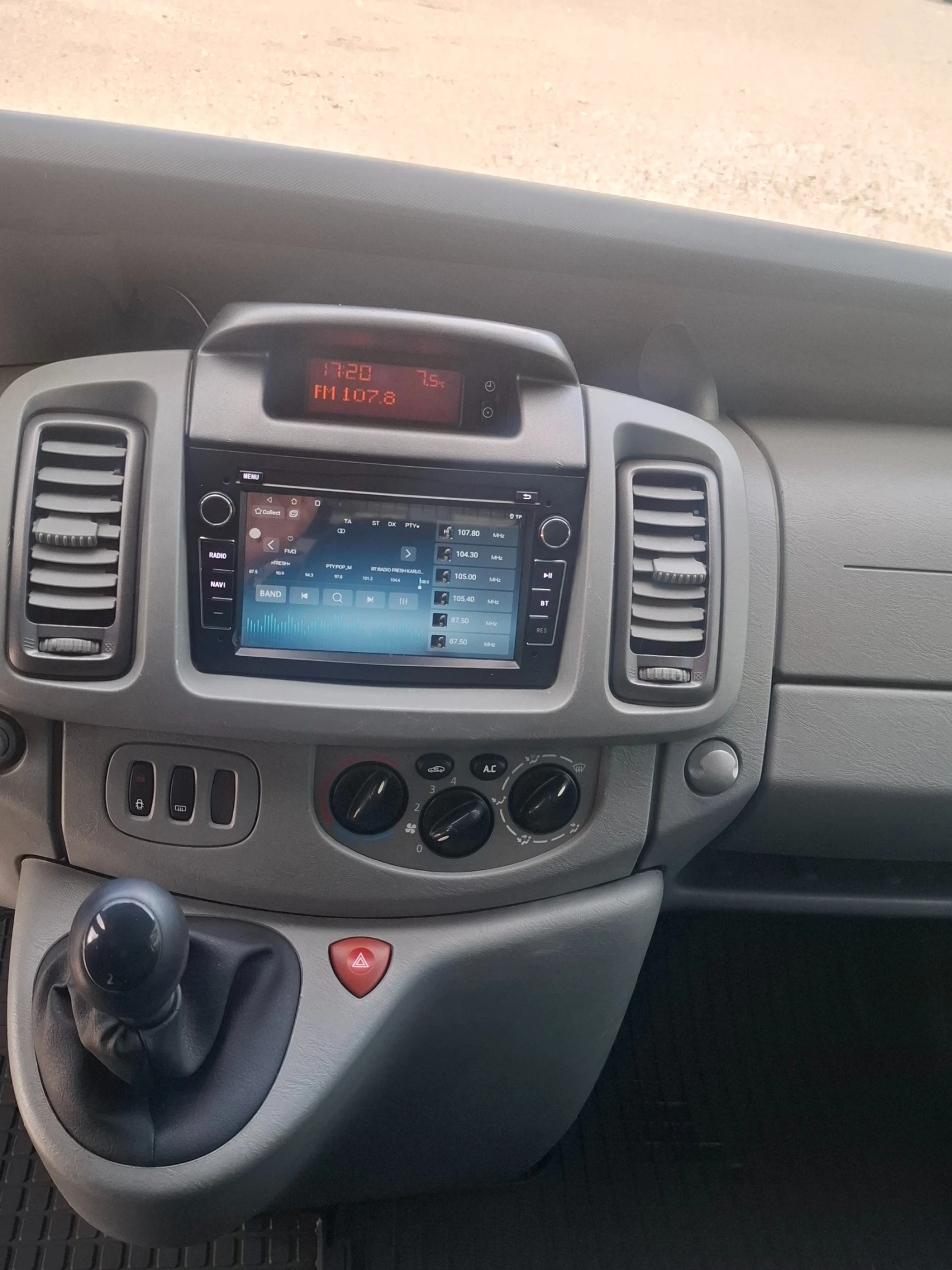 Opel Vivaro 2.0CDTI/5+ 1/Климатик - изображение 7