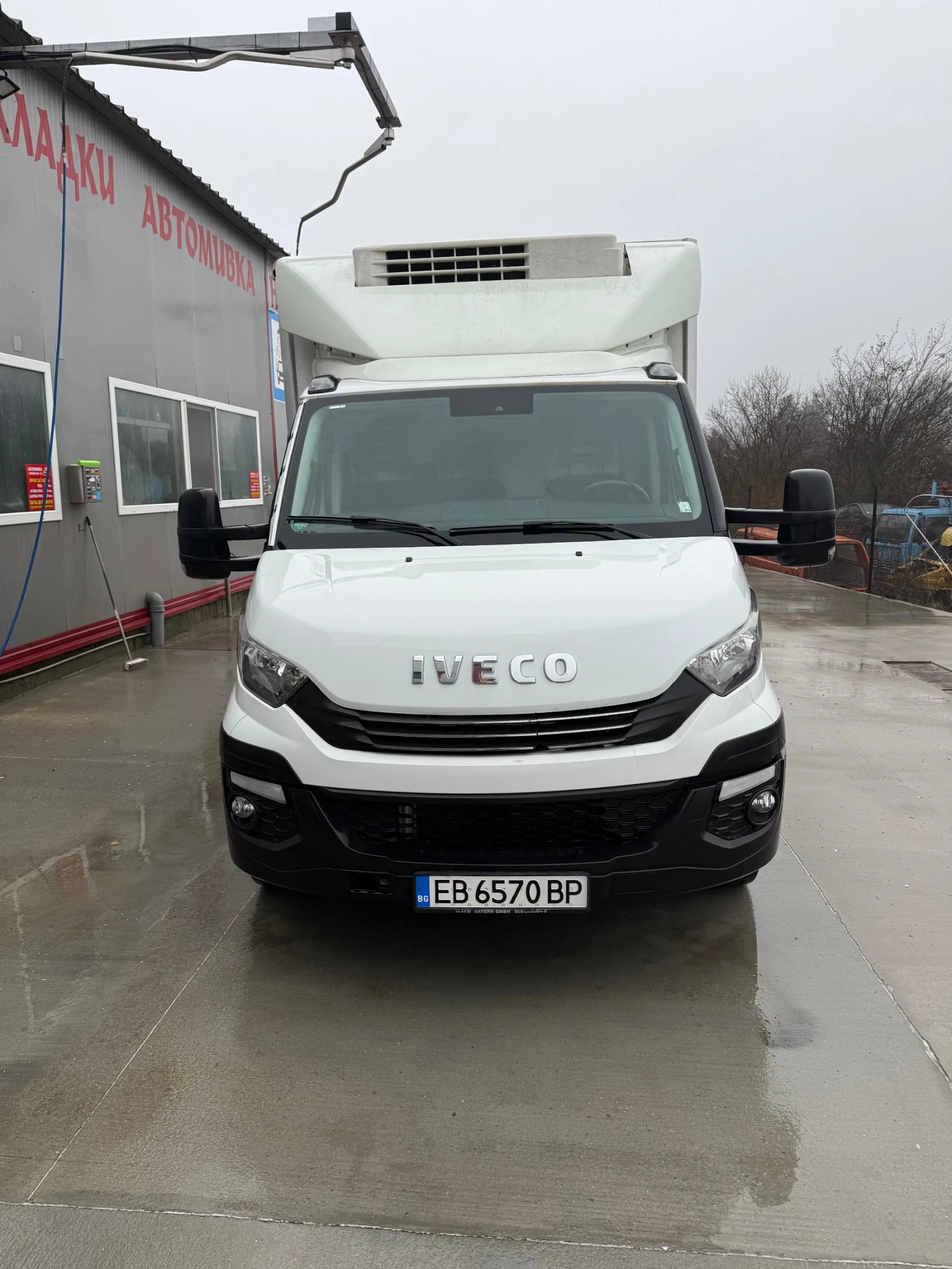 Iveco 35c18 ХЛАДИЛЕН, снимка 2 - Бусове и автобуси - 55239567