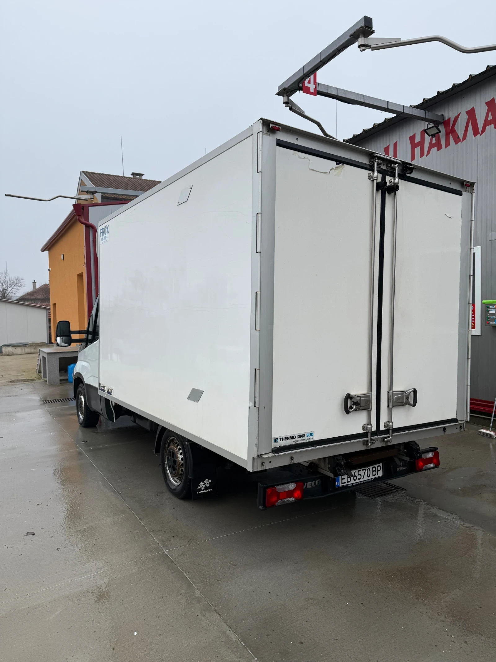 Iveco 35c18 ХЛАДИЛЕН, снимка 5 - Бусове и автобуси - 55239567