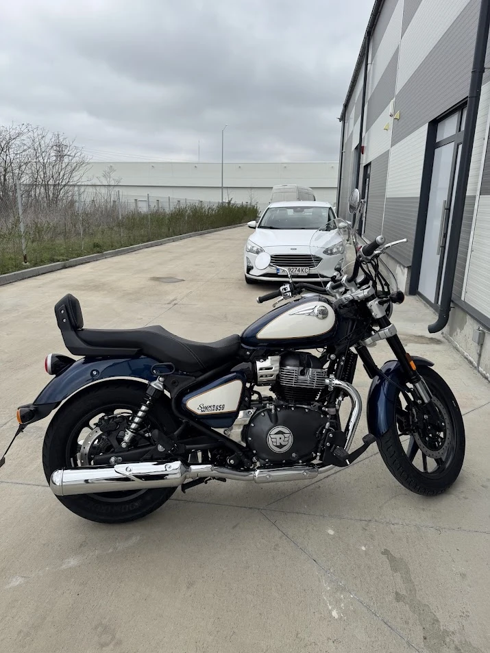 Royal Enfield Super Meteor Celestial - изображение 2