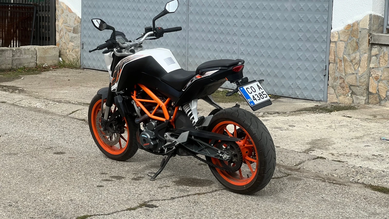 Ktm Duke 390 - изображение 3