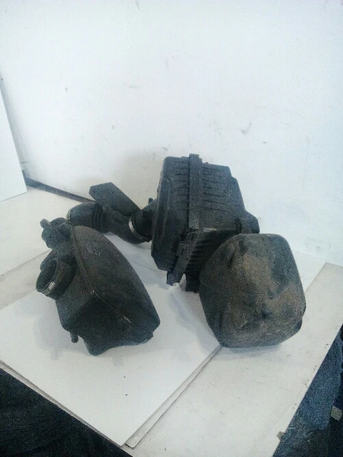 Кутия въздушен филтър Субару Легаси 