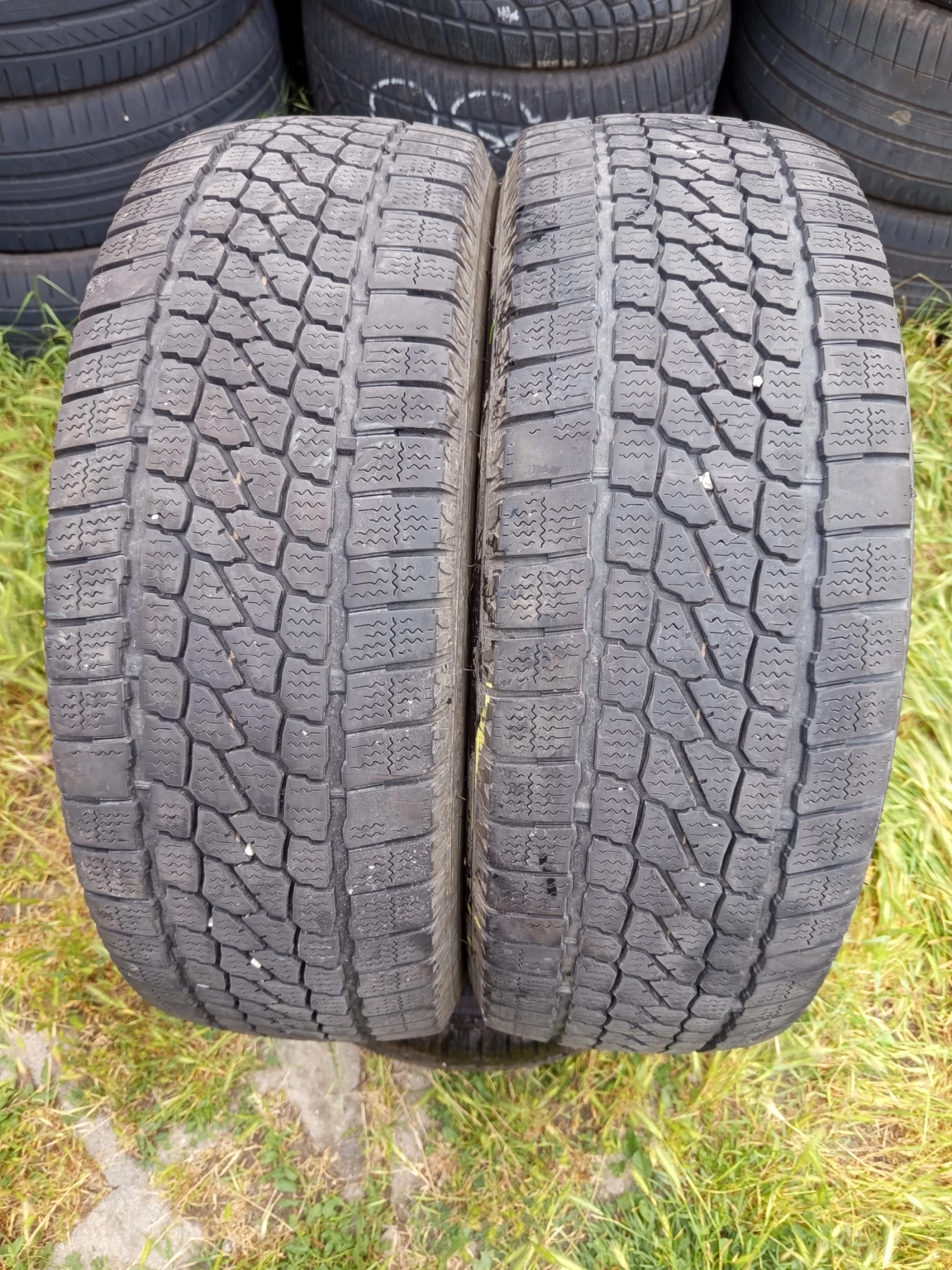 Гуми Зимни 225/70R15