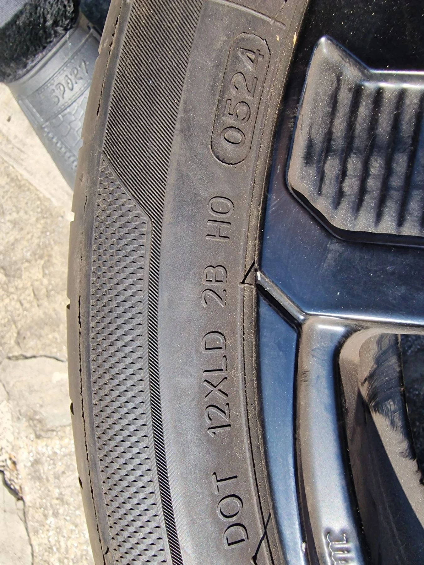 Гуми с джанти Hankook 255/40R19, снимка 5 - Гуми и джанти - 55775323