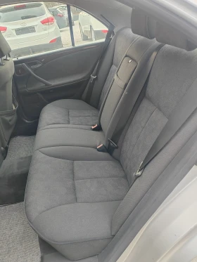 Mercedes-Benz E 220 2.2, 143к.с., снимка 8