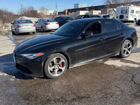 Alfa Romeo Giulia * 4dr Sdn AWD * PANO* KEYLESS* ПОДГРЕВ* , снимка 1