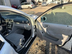 Mercedes-Benz C 180, снимка 13