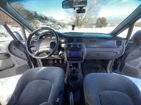 Hyundai Trajet - 2850 € / 5574.12 лв. - 46579388 5