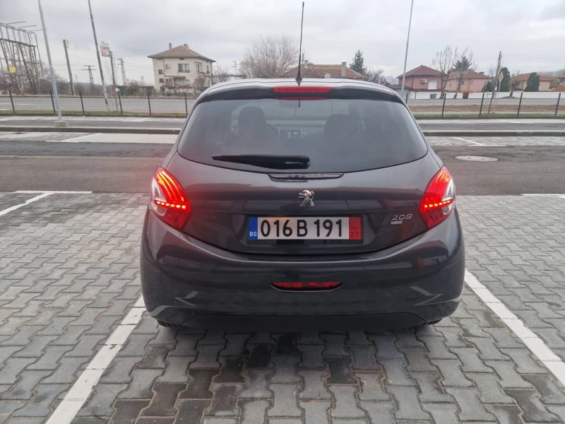 Peugeot 208 1.6 Blye-HDI, снимка 4 - Автомобили и джипове - 48237031