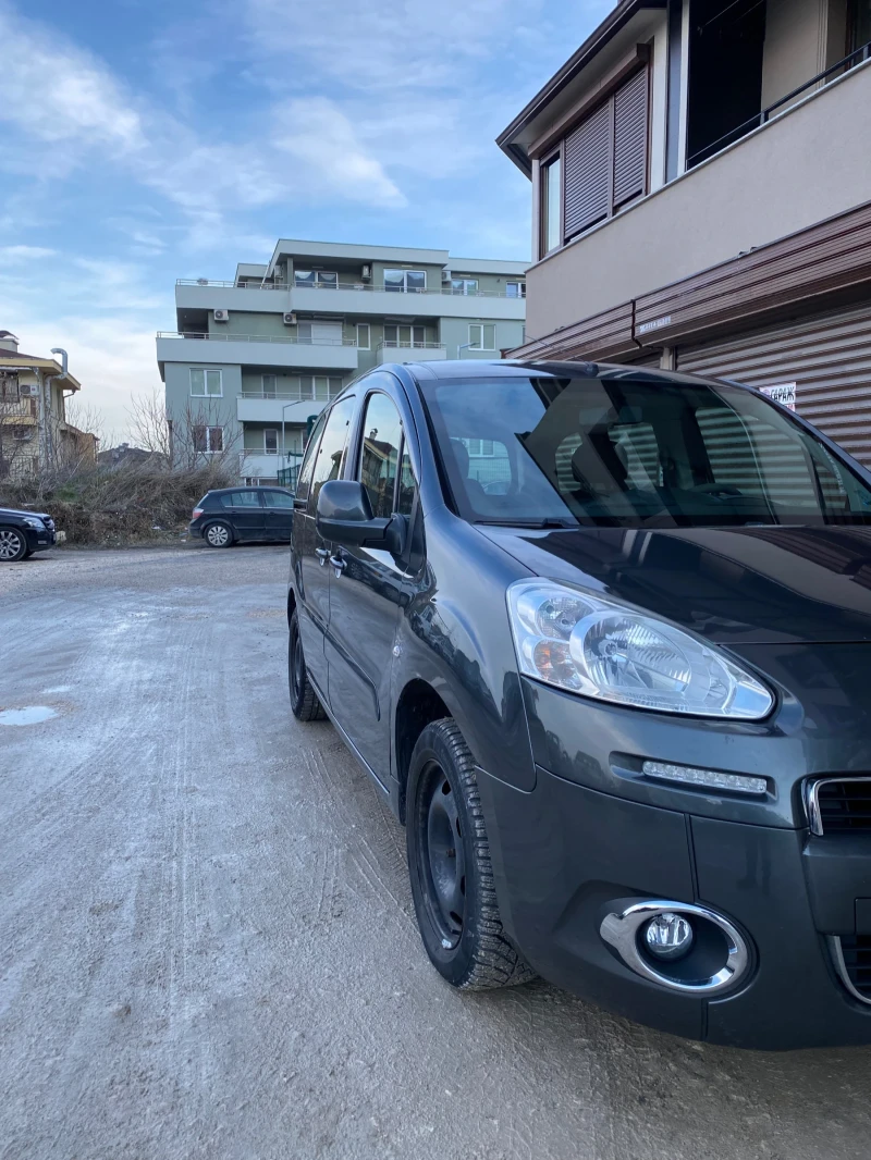 Peugeot Partner, снимка 3 - Автомобили и джипове - 48537810