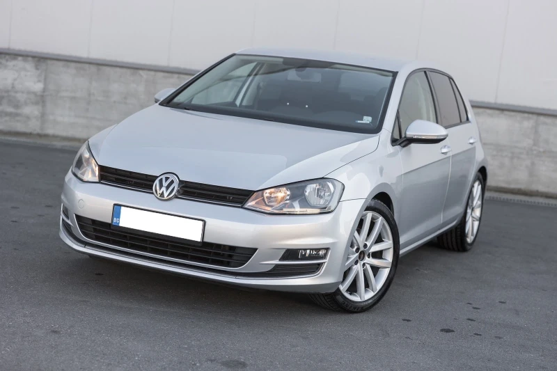 VW Golf 1.6TDI, снимка 2 - Автомобили и джипове - 48884025