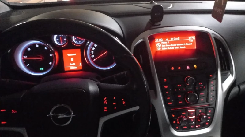 Opel Astra J, снимка 17 - Автомобили и джипове - 52411678