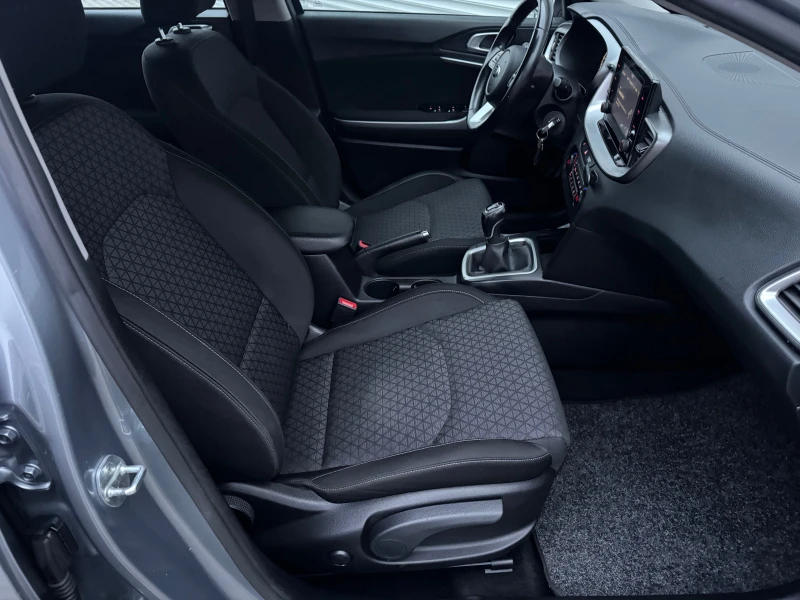 Kia Ceed 1, 0i turbo smartstream, 92ps, GPL, led, navy, mul, снимка 10 - Автомобили и джипове - 52860160