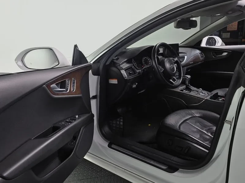 Audi A7 2.0 TDI Quattro, снимка 10 - Автомобили и джипове - 54147740