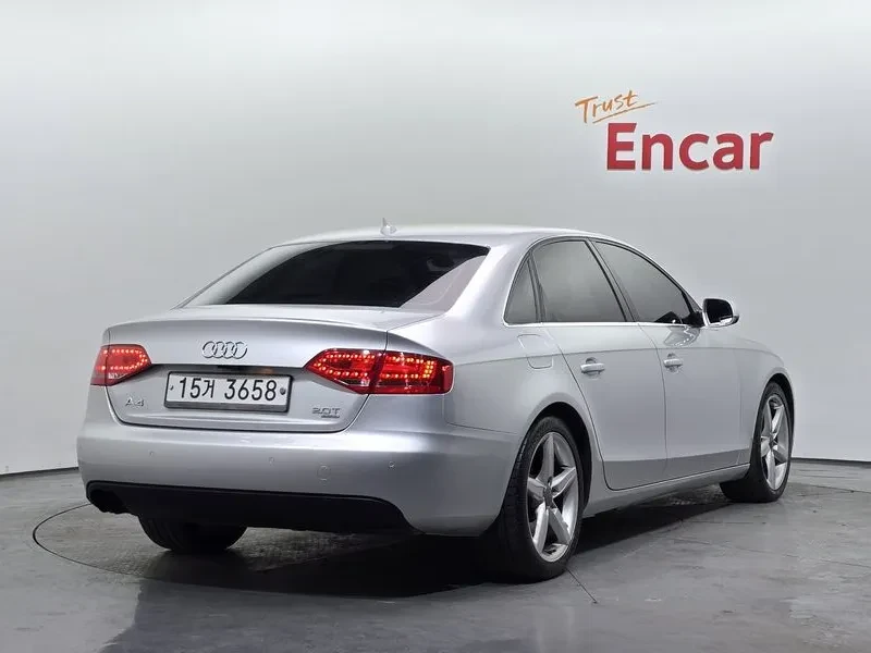 Audi A4 2.0 TFSI Quattro, снимка 2 - Автомобили и джипове - 54548640