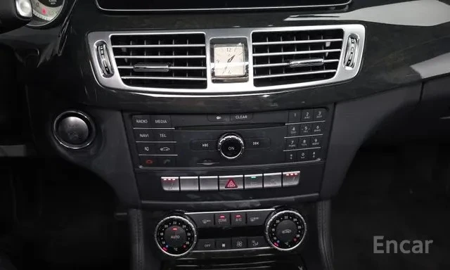 Mercedes-Benz CLS 250 * BLUETEC * 360 * KEYLESS * ШИБИДАХ * АВТОКРЕДИТ, снимка 9 - Автомобили и джипове - 54577878