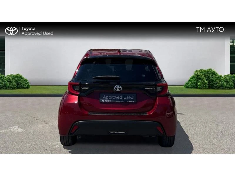 Toyota Yaris 1.5HSD TREND, снимка 4 - Автомобили и джипове - 55477839