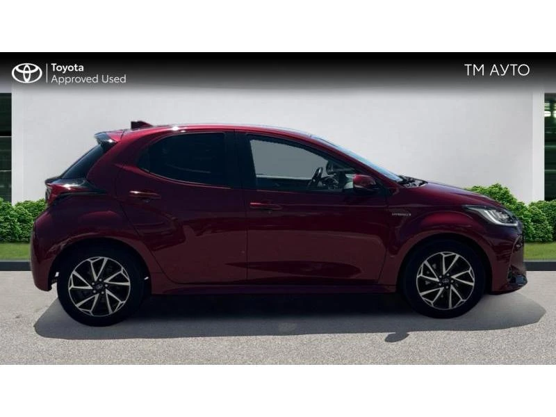 Toyota Yaris 1.5HSD TREND, снимка 17 - Автомобили и джипове - 55477839