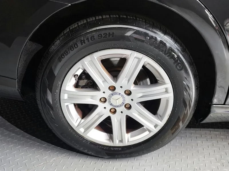 Mercedes-Benz E 200 CGI | Mobile.bg � ����������� 5