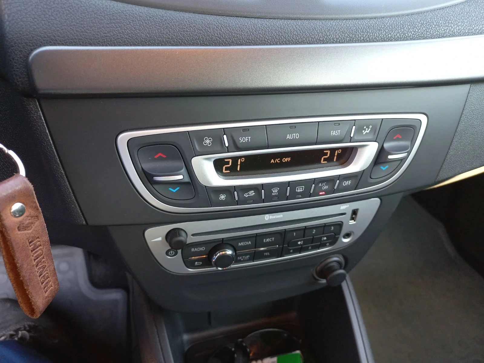 Renault Fluence | Mobile.bg   11