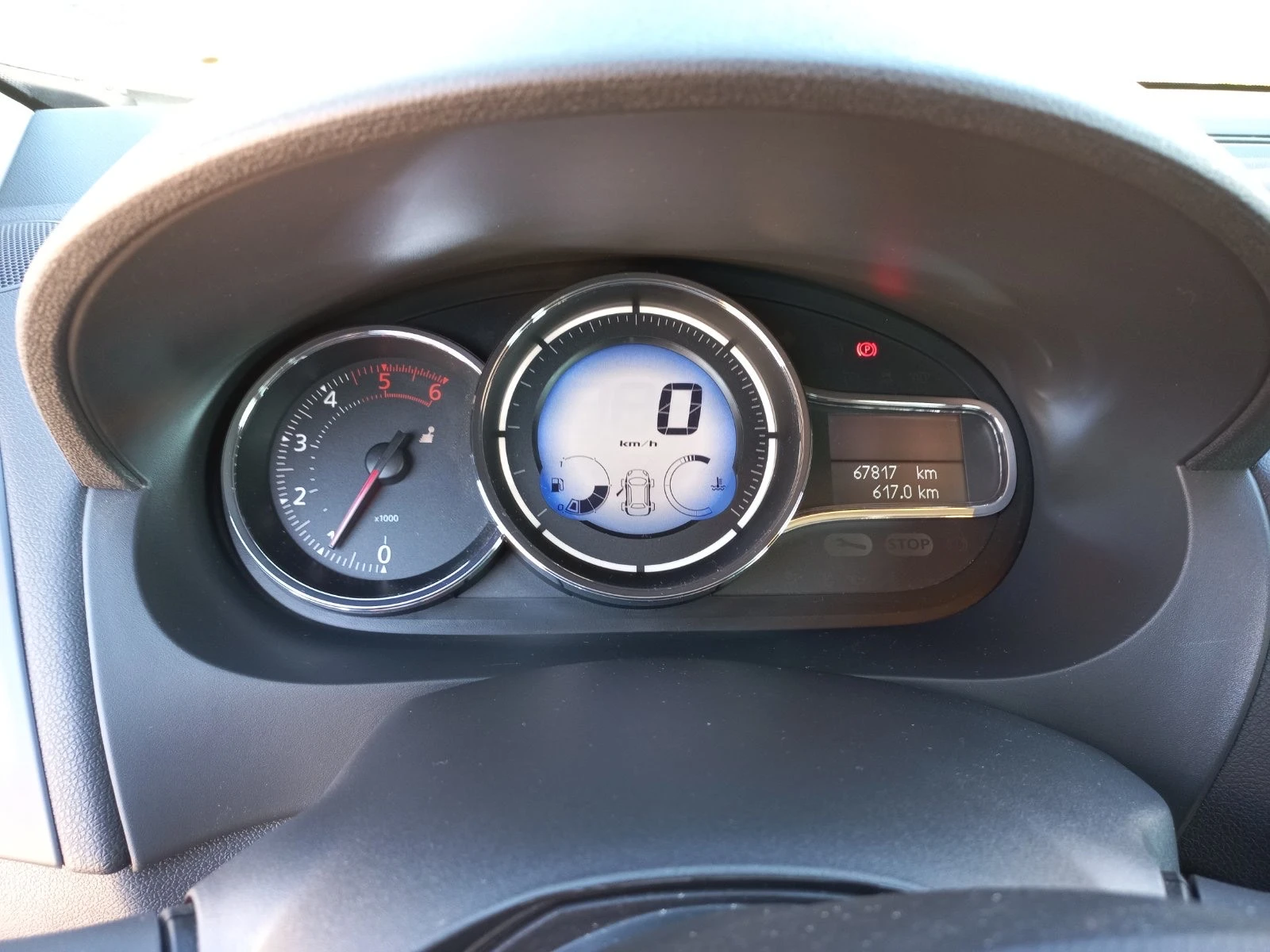 Renault Fluence | Mobile.bg   13