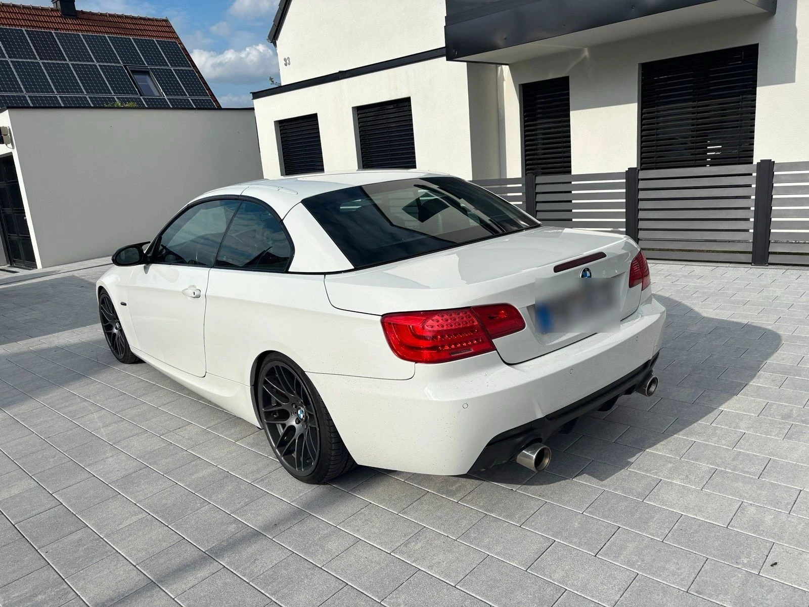 BMW 330 E93 - изображение 3