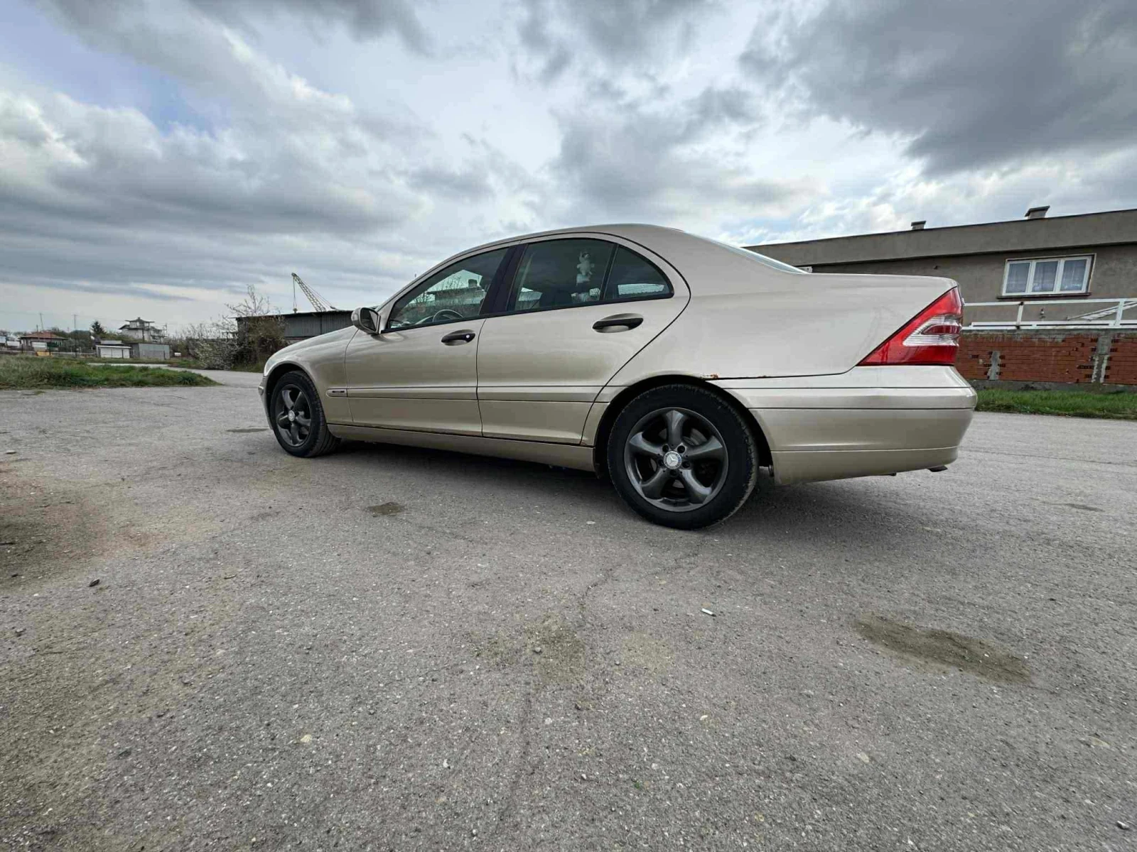 Mercedes-Benz C 180 1.8 - изображение 5