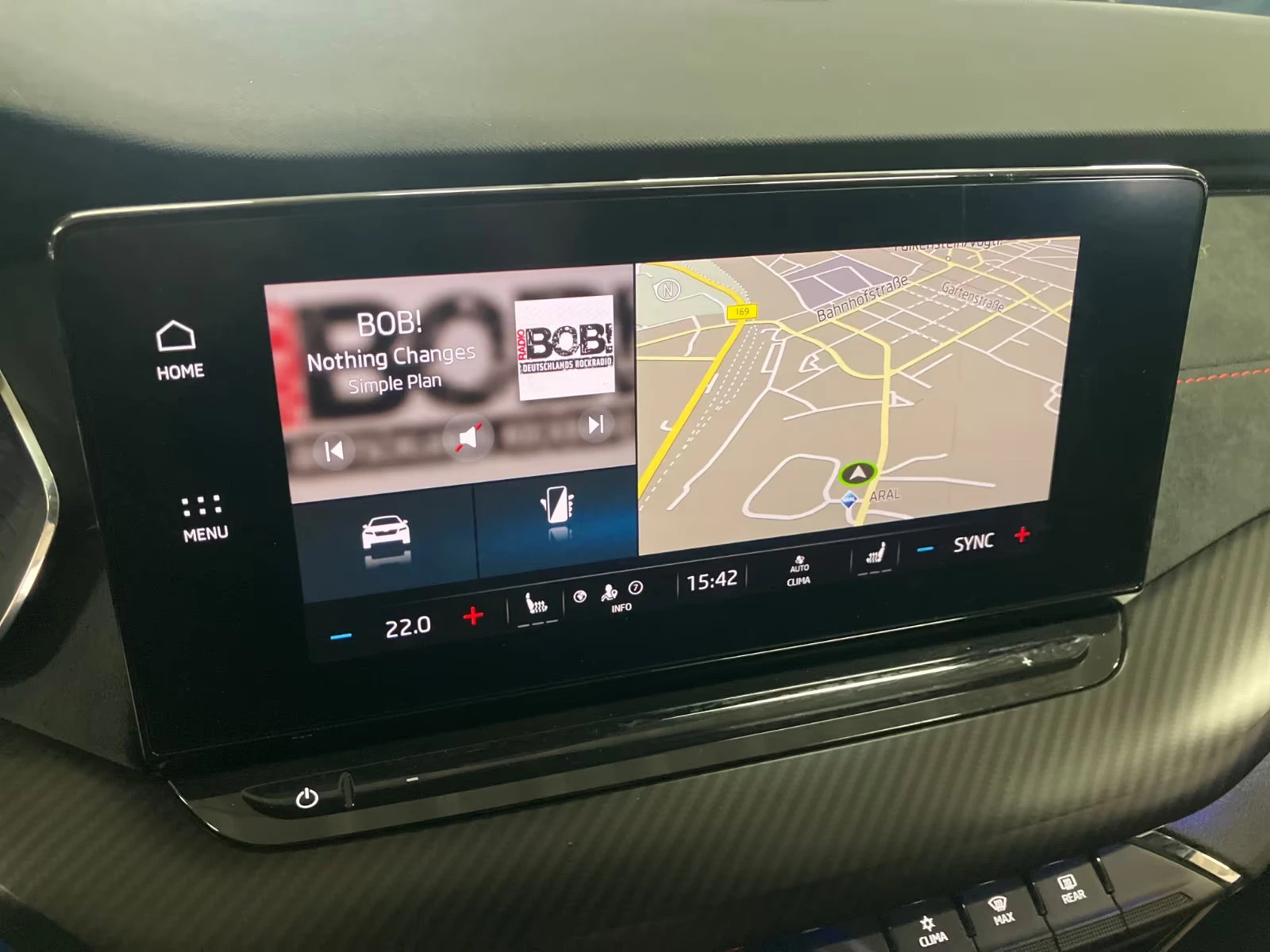 Skoda Octavia RS-PLUS/245HP/DSG/MASSAGE/MEMO/HUD/CAM/NAVI/269g | Mobile.bg   11