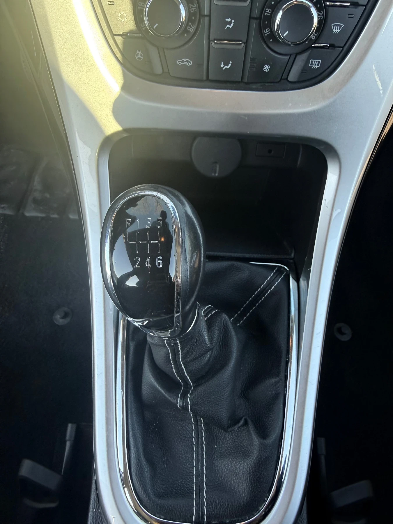 Opel Astra J - изображение 9