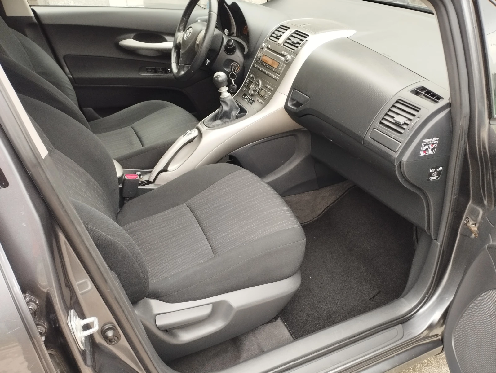 Toyota Auris 2.0 D4D | Mobile.bg � ����������� 3