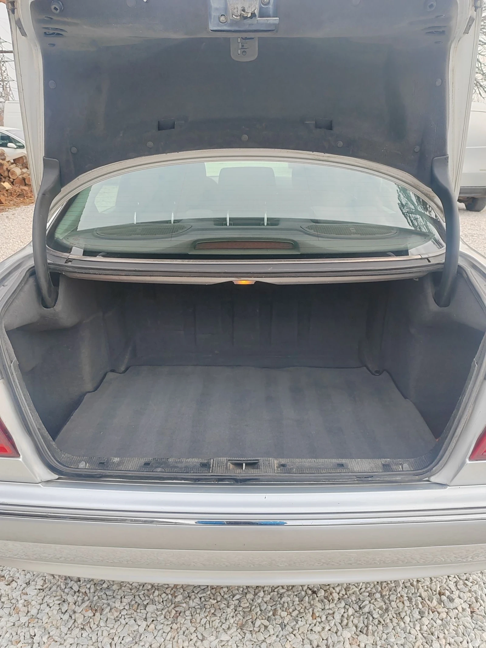 Mercedes-Benz E 220 2.2, 143к.с. - изображение 7