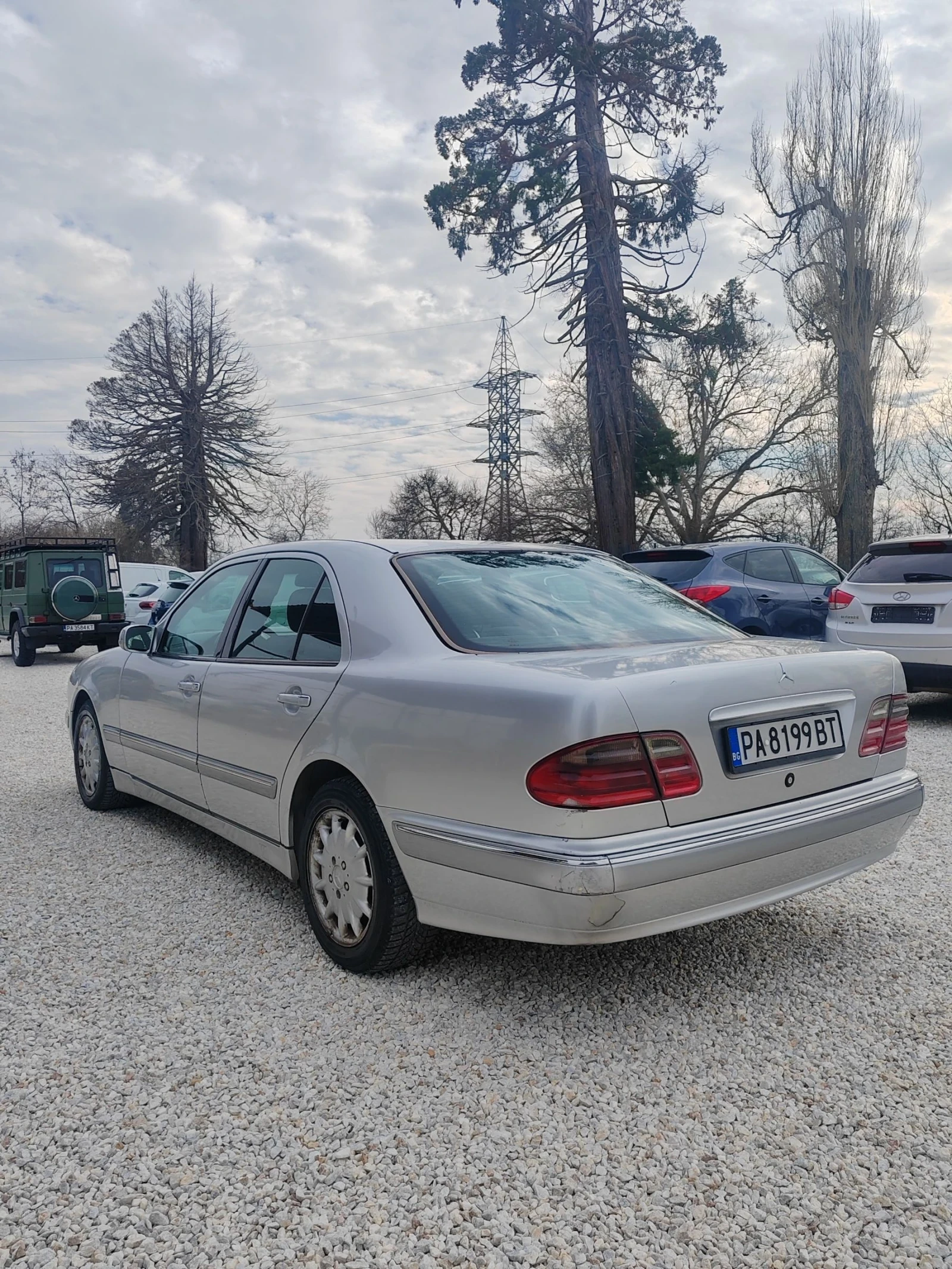 Mercedes-Benz E 220 2.2, 143к.с. - изображение 4