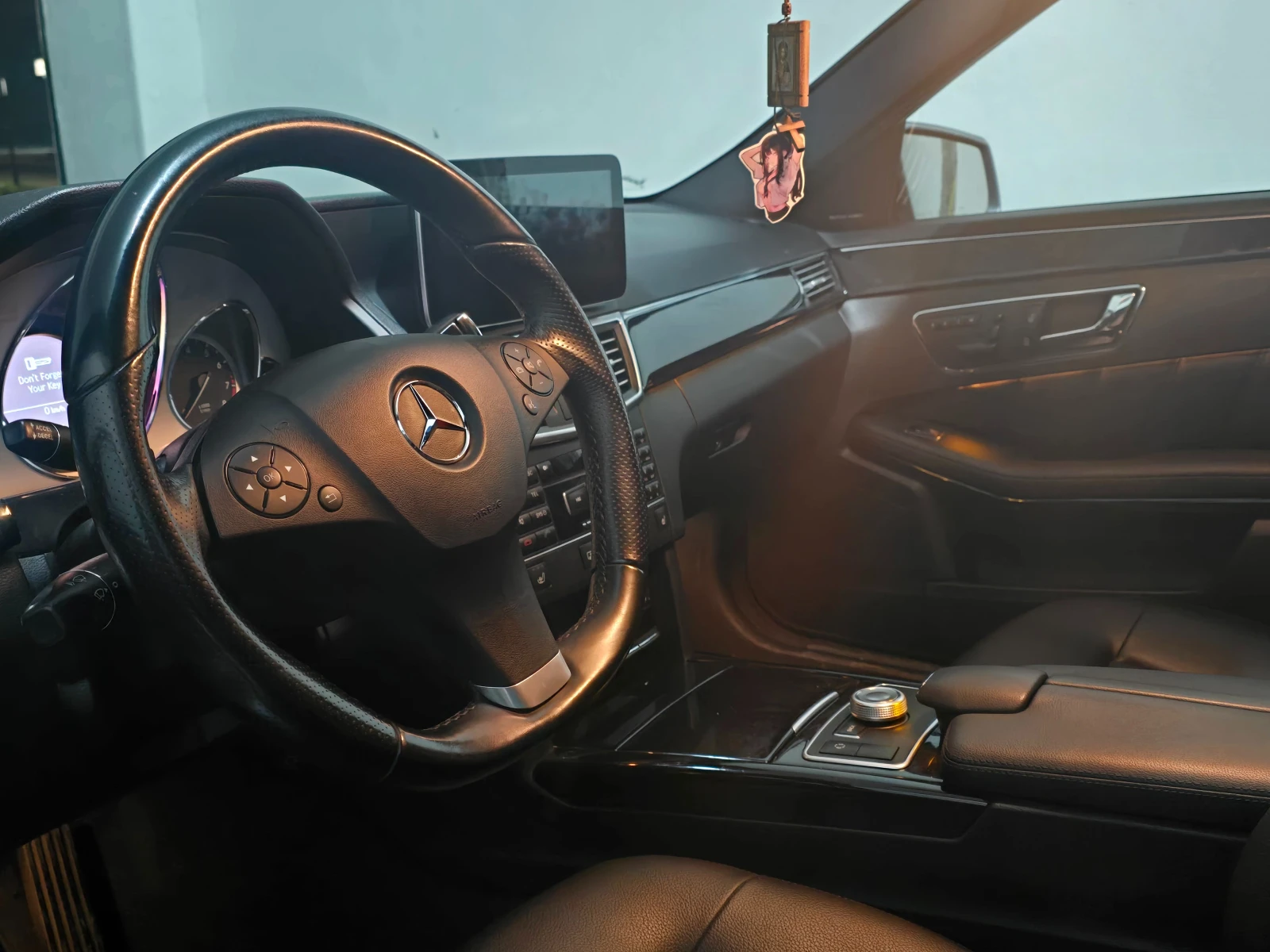 Mercedes-Benz E 350  - изображение 7