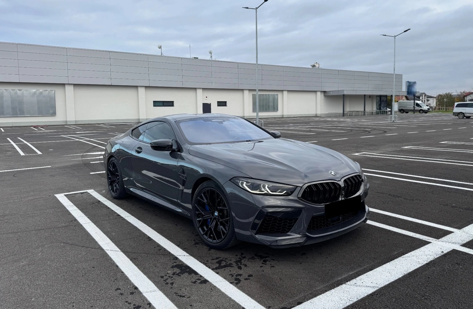BMW M8 Competition xDrive - изображение 3