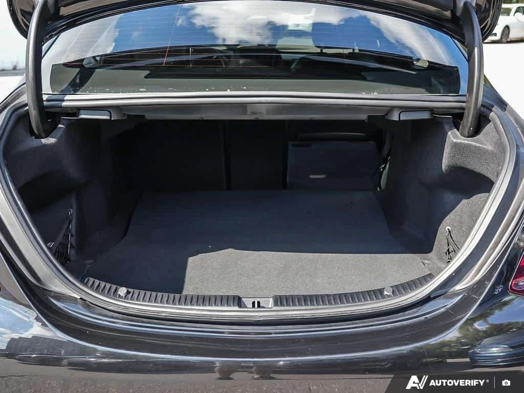 Mercedes-Benz C 300 * 4MATIC Sedan * CARFAX * ���� �� �� | Mobile.bg � ����������� 16