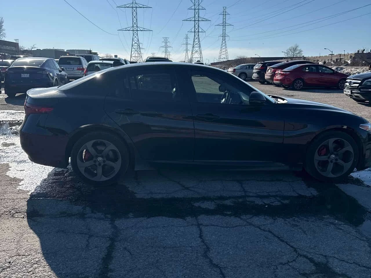 Alfa Romeo Giulia * 4dr Sdn AWD * PANO* KEYLESS* ПОДГРЕВ* , снимка 12 - Автомобили и джипове - 53821991