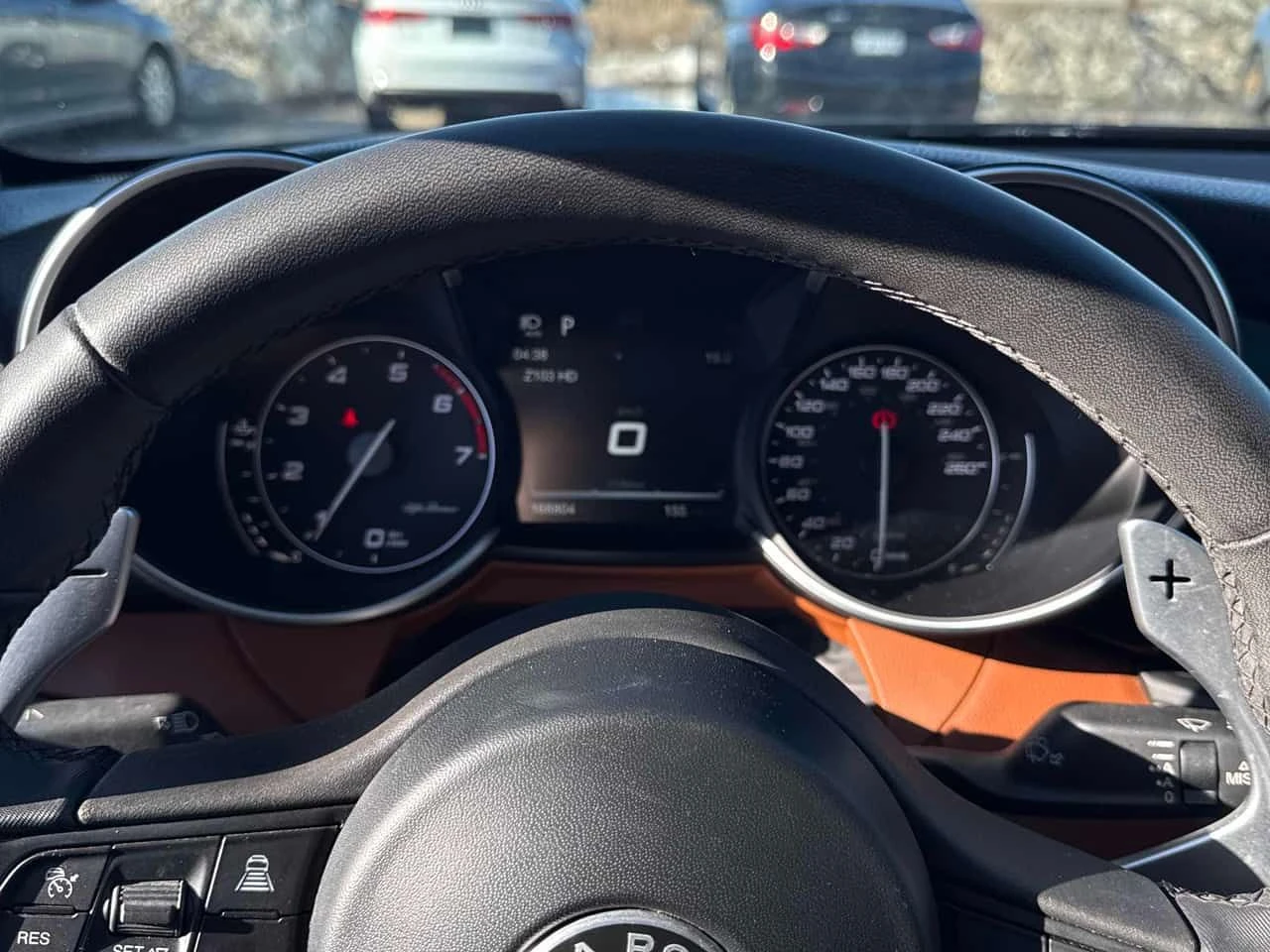 Alfa Romeo Giulia * 4dr Sdn AWD * PANO* KEYLESS* ПОДГРЕВ* , снимка 8 - Автомобили и джипове - 53821991