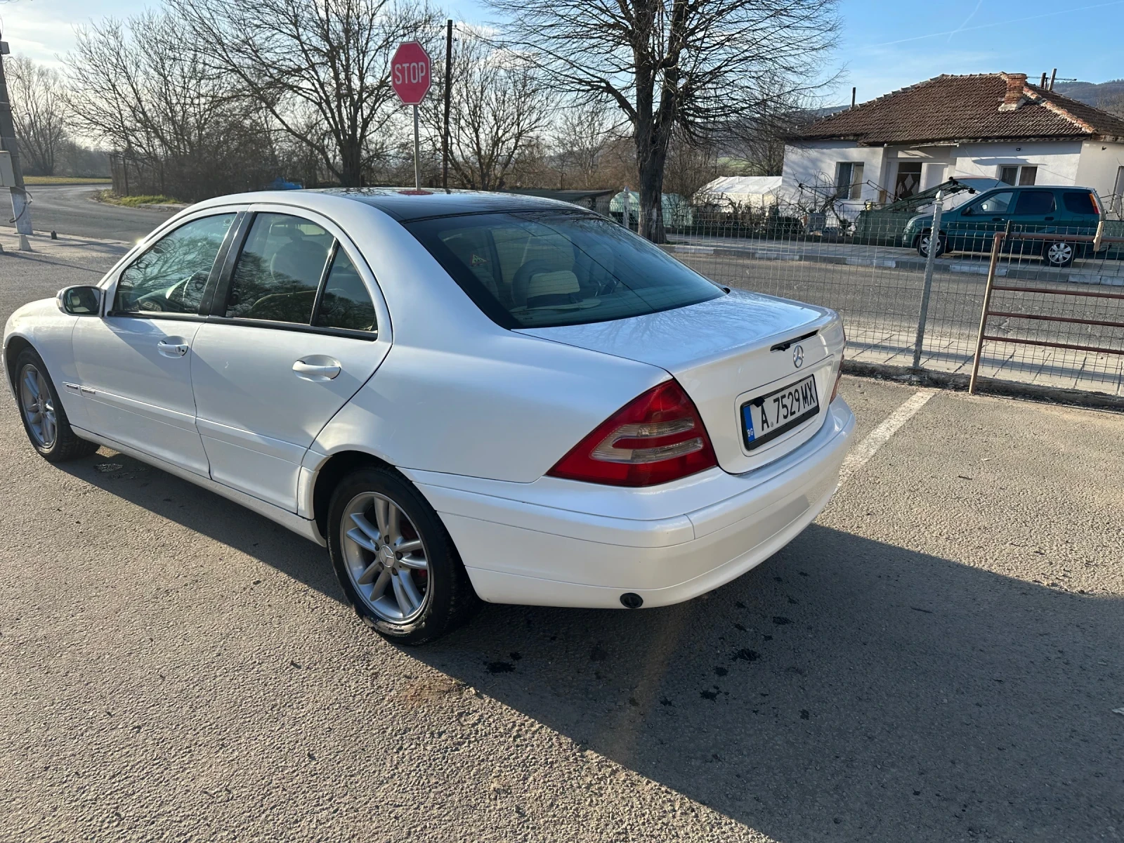Mercedes-Benz C 180, снимка 6 - Автомобили и джипове - 53841362
