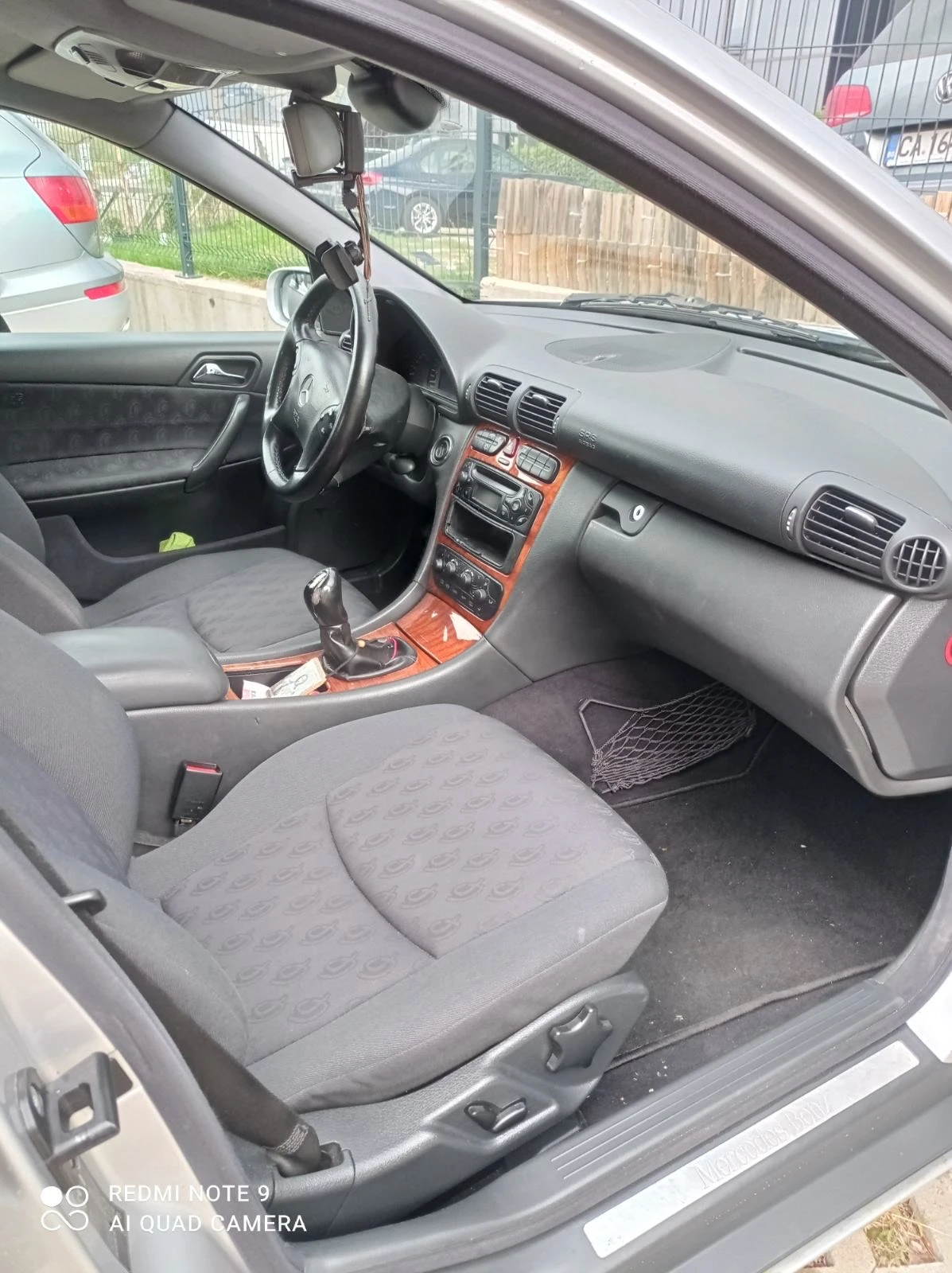 Mercedes-Benz C 220, снимка 12 - Автомобили и джипове - 53926202